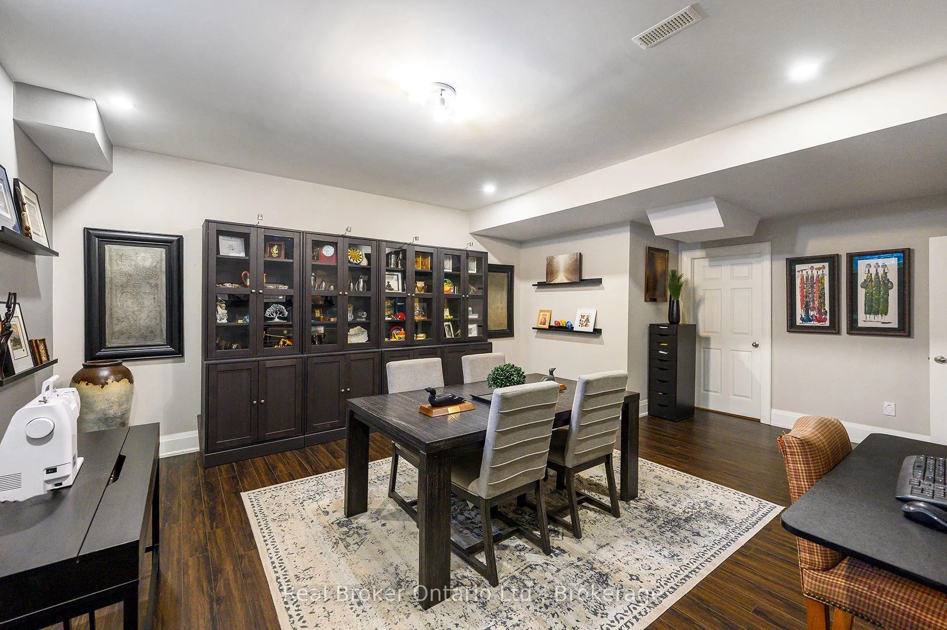 Photo 37 of 4507 Lakeshore Road, Burlington, Shoreacres — HOMEH
