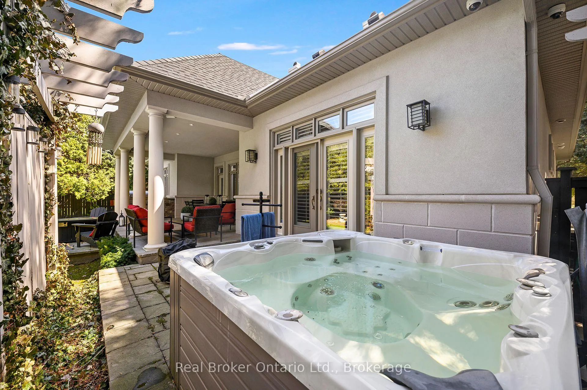 Photo 41 of 4507 Lakeshore Road, Burlington, Shoreacres — HOMEH