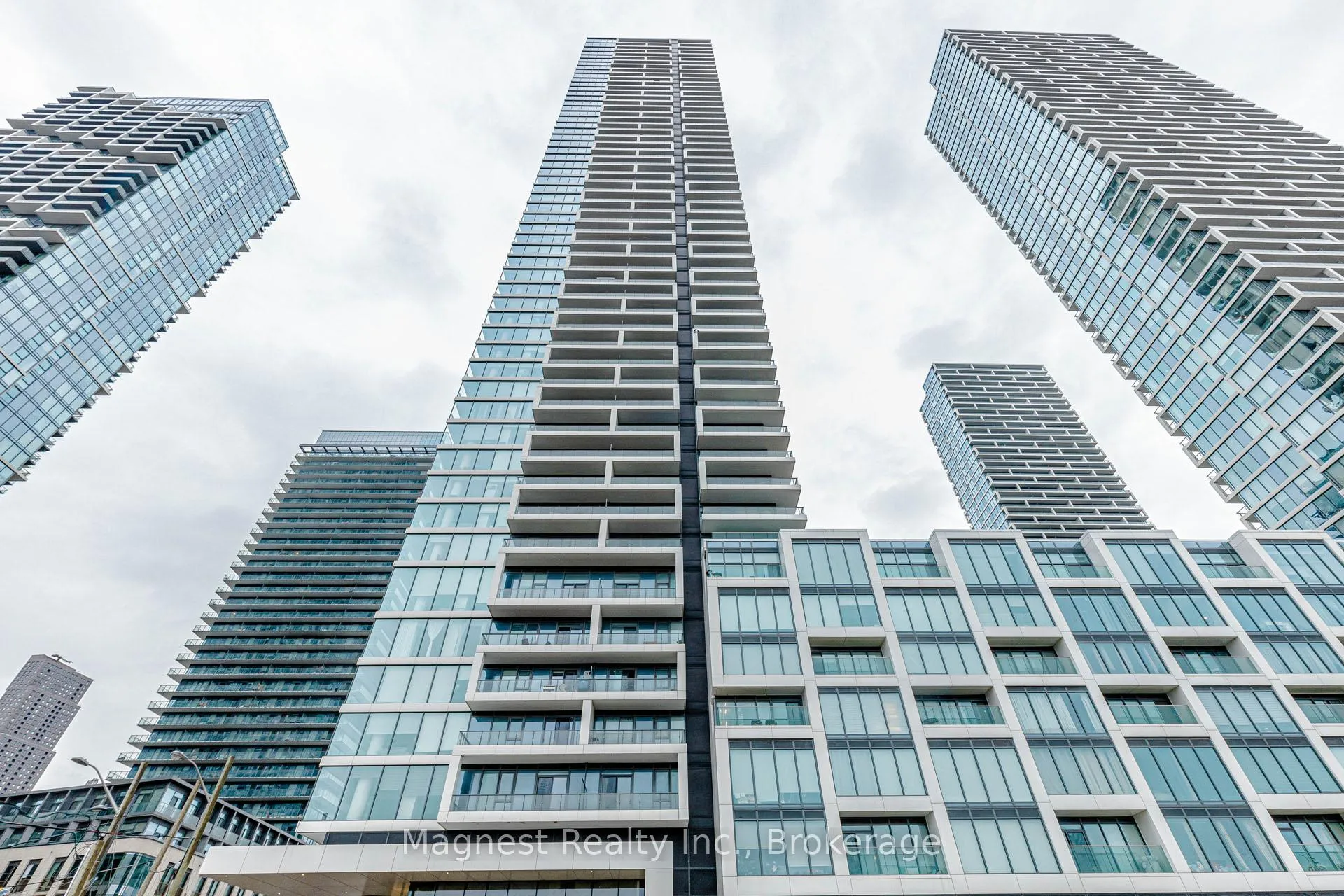 Photo 2 of Unit 2301, 950 Portage Parkway, Vaughan, Vaughan Corporate Centre — HOMEH