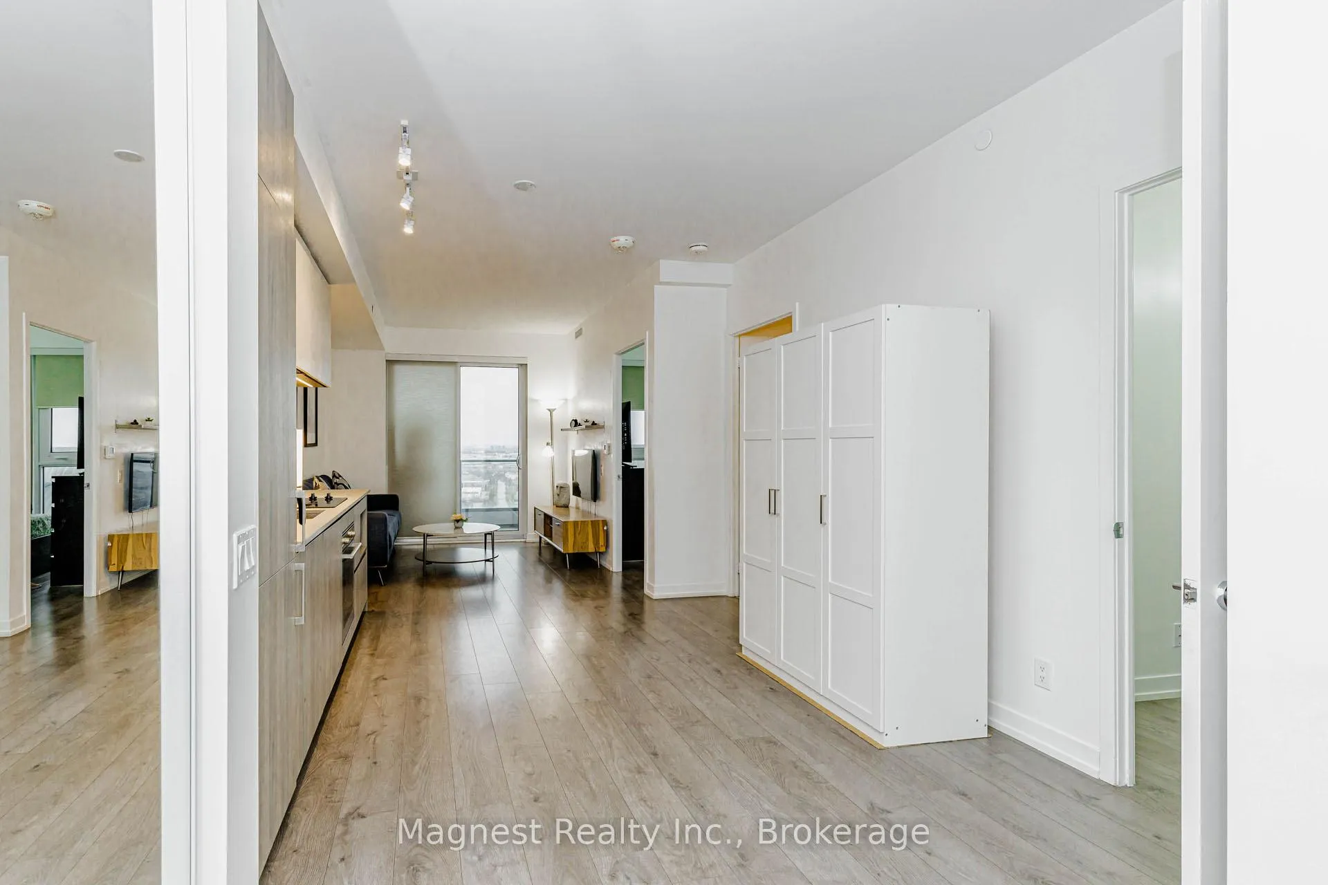 Photo 13 of Unit 2301, 950 Portage Parkway, Vaughan, Vaughan Corporate Centre — HOMEH