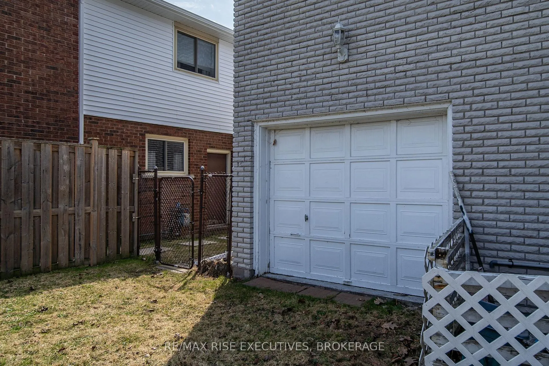 Photo 46 of 526 Canterbury Crescent, Kingston, City Southwest — HOMEH
