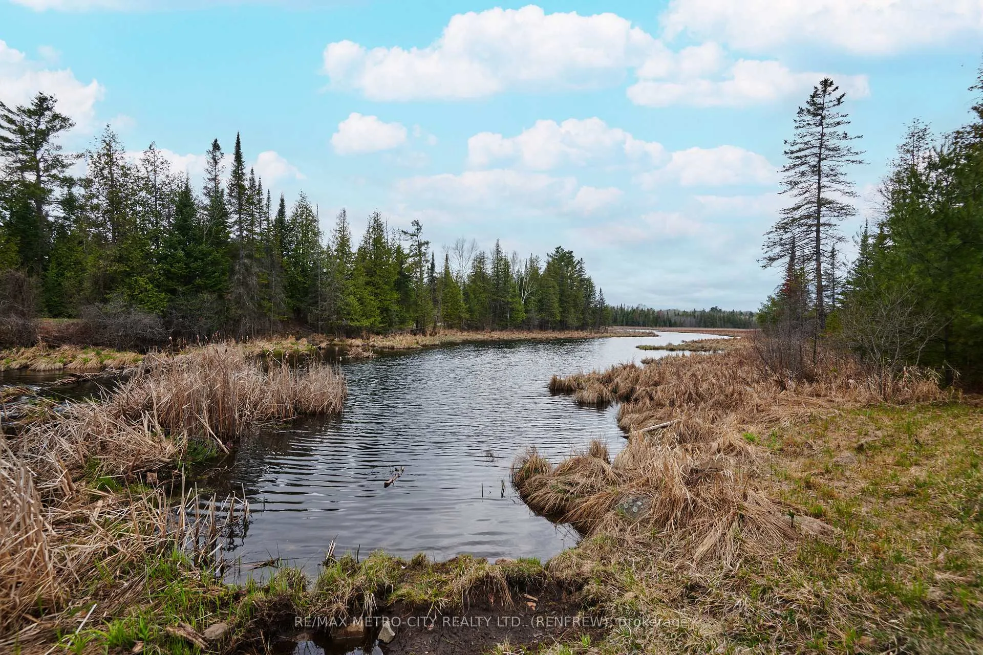 Photo 29 of 1003 Grant Road, Greater Madawaska — HOMEH