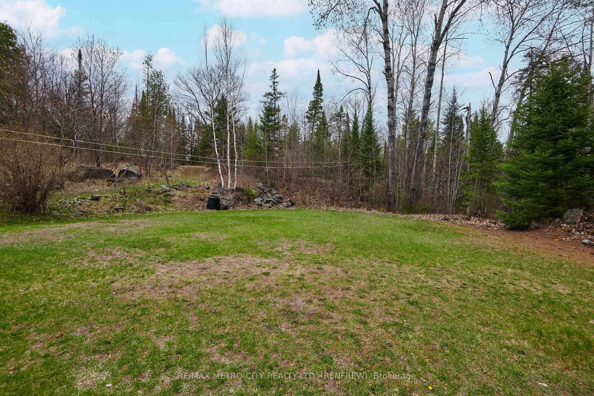 Photo 31 of 1003 Grant Road, Greater Madawaska — HOMEH