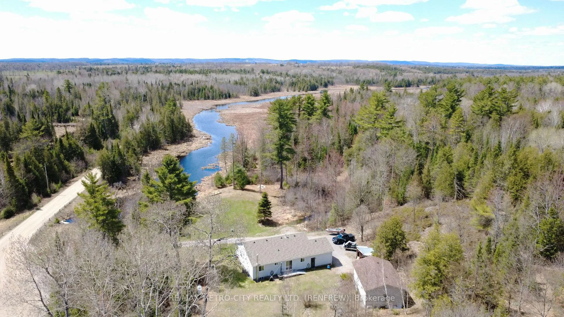 Photo 36 of 1003 Grant Road, Greater Madawaska — HOMEH