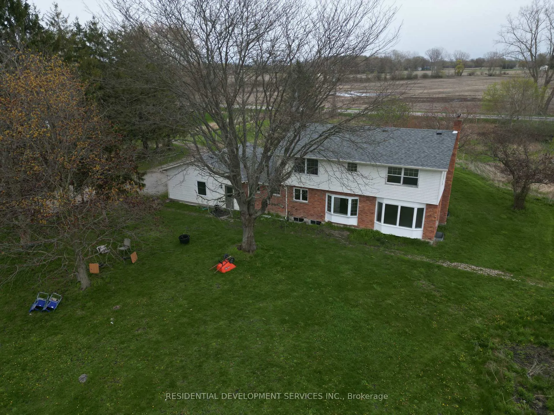 Photo 2 of 115 Marshagan Road, Haldimand, Dunnville — HOMEH