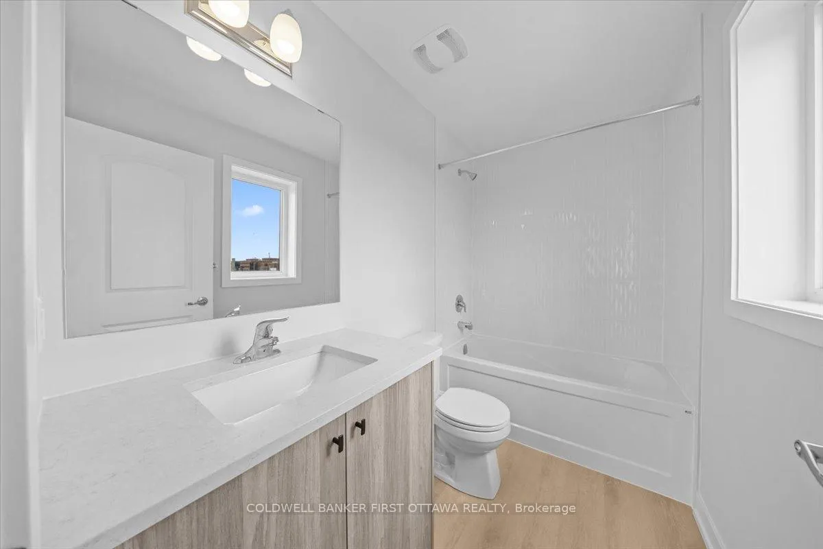 Photo 20 of 516 Celestine Private, Ottawa, Barrhaven - Heritage Park — HOMEH