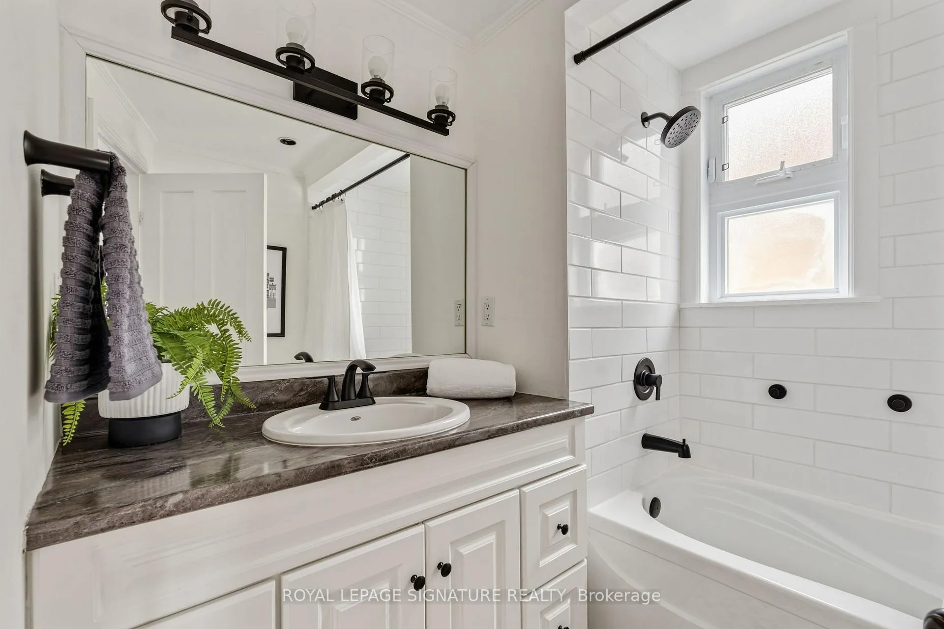 Photo 28 of 166 Broadview Avenue, Toronto, South Riverdale — HOMEH