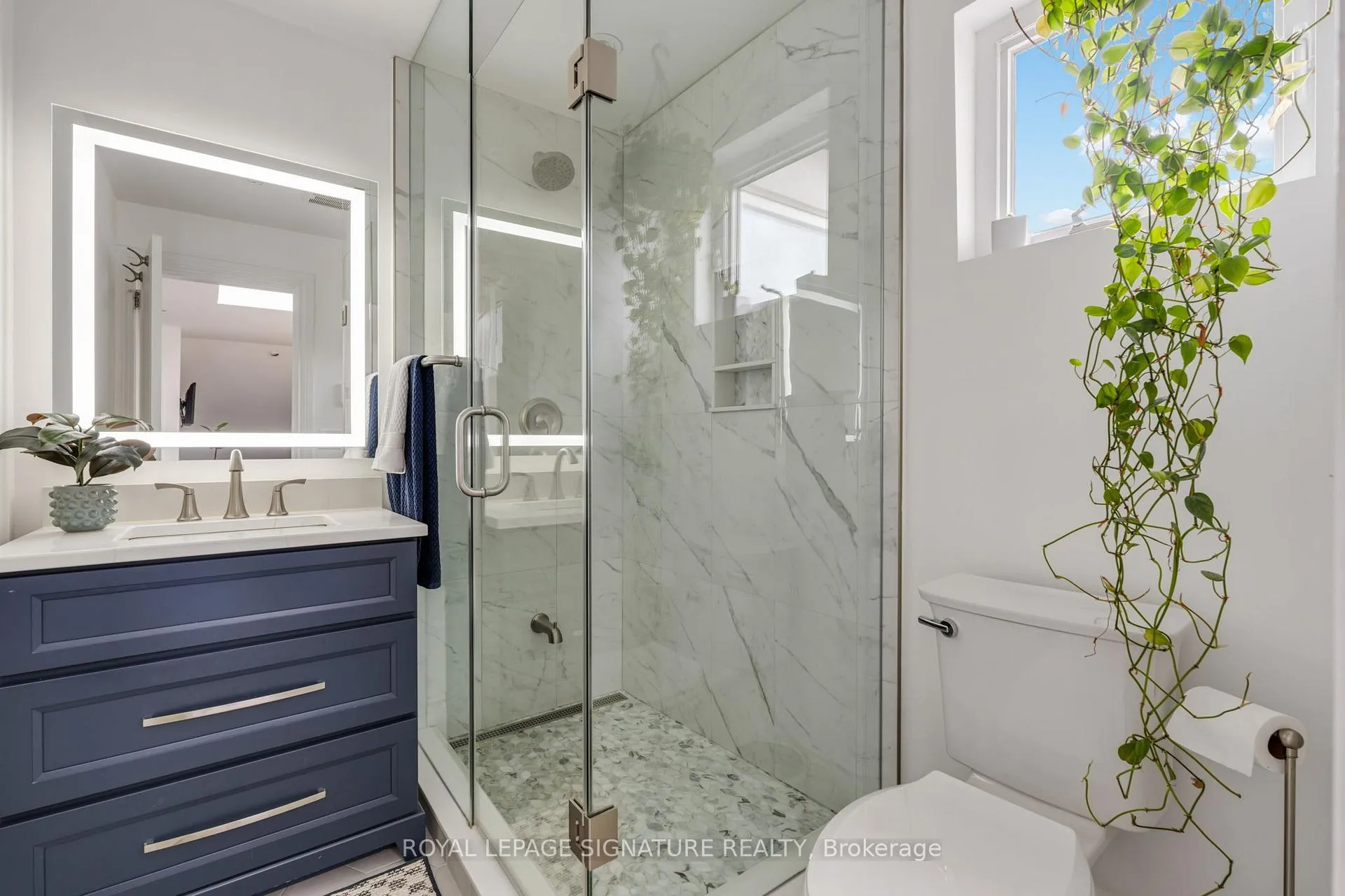 Photo 33 of 166 Broadview Avenue, Toronto, South Riverdale — HOMEH