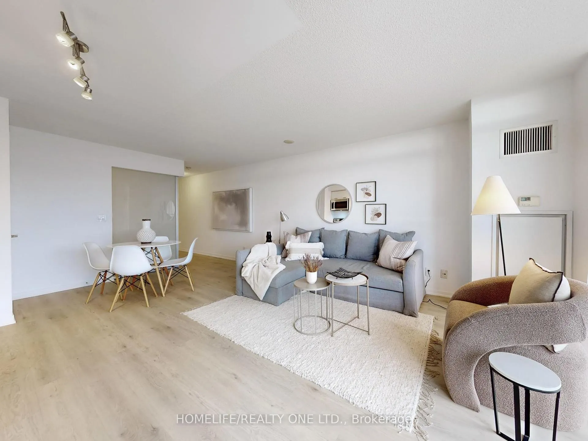 Photo 3 of Unit 2003, 38 Joe Shuster Way, Toronto, South Parkdale — HOMEH