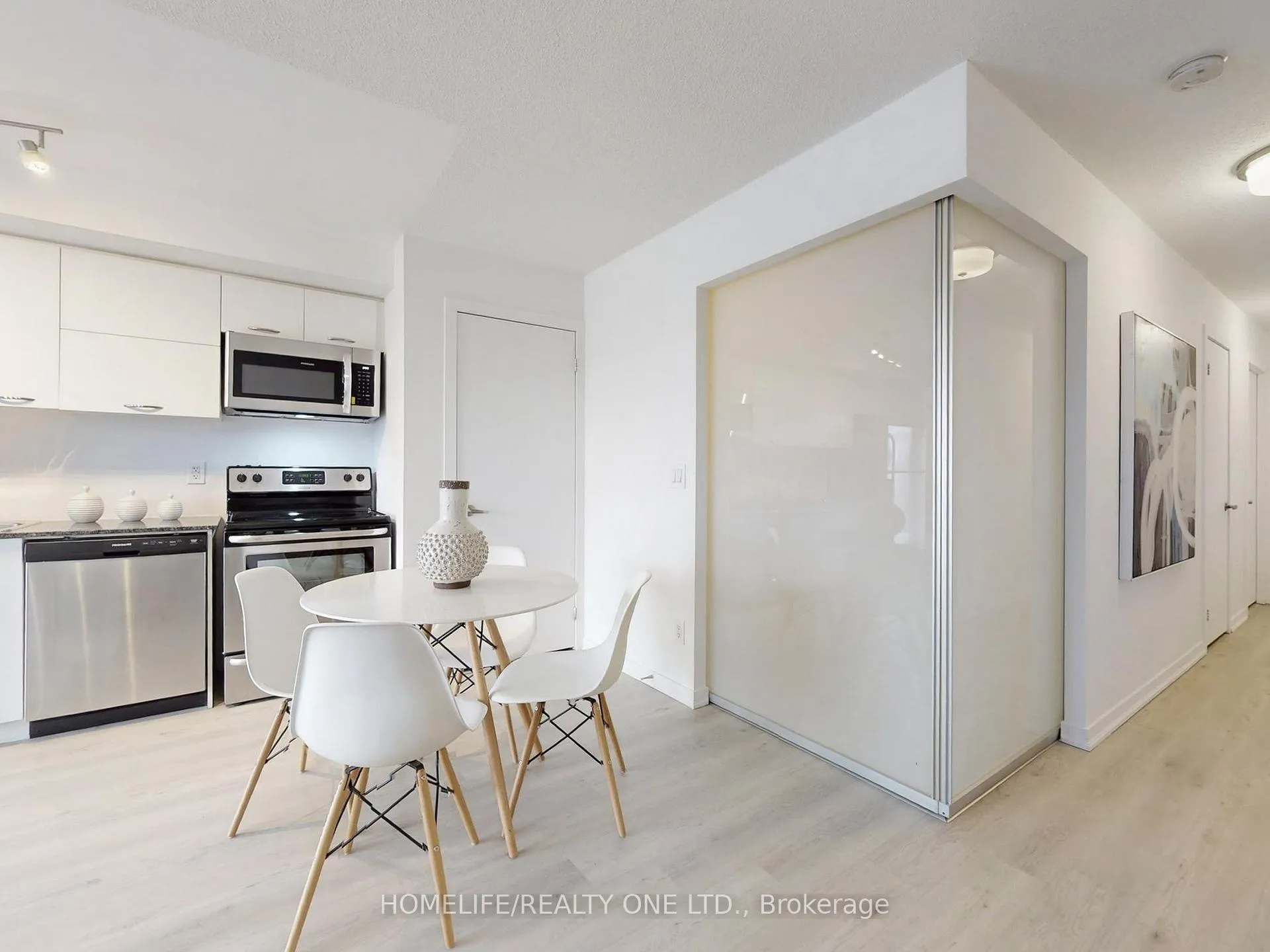 Photo 13 of Unit 2003, 38 Joe Shuster Way, Toronto, South Parkdale — HOMEH