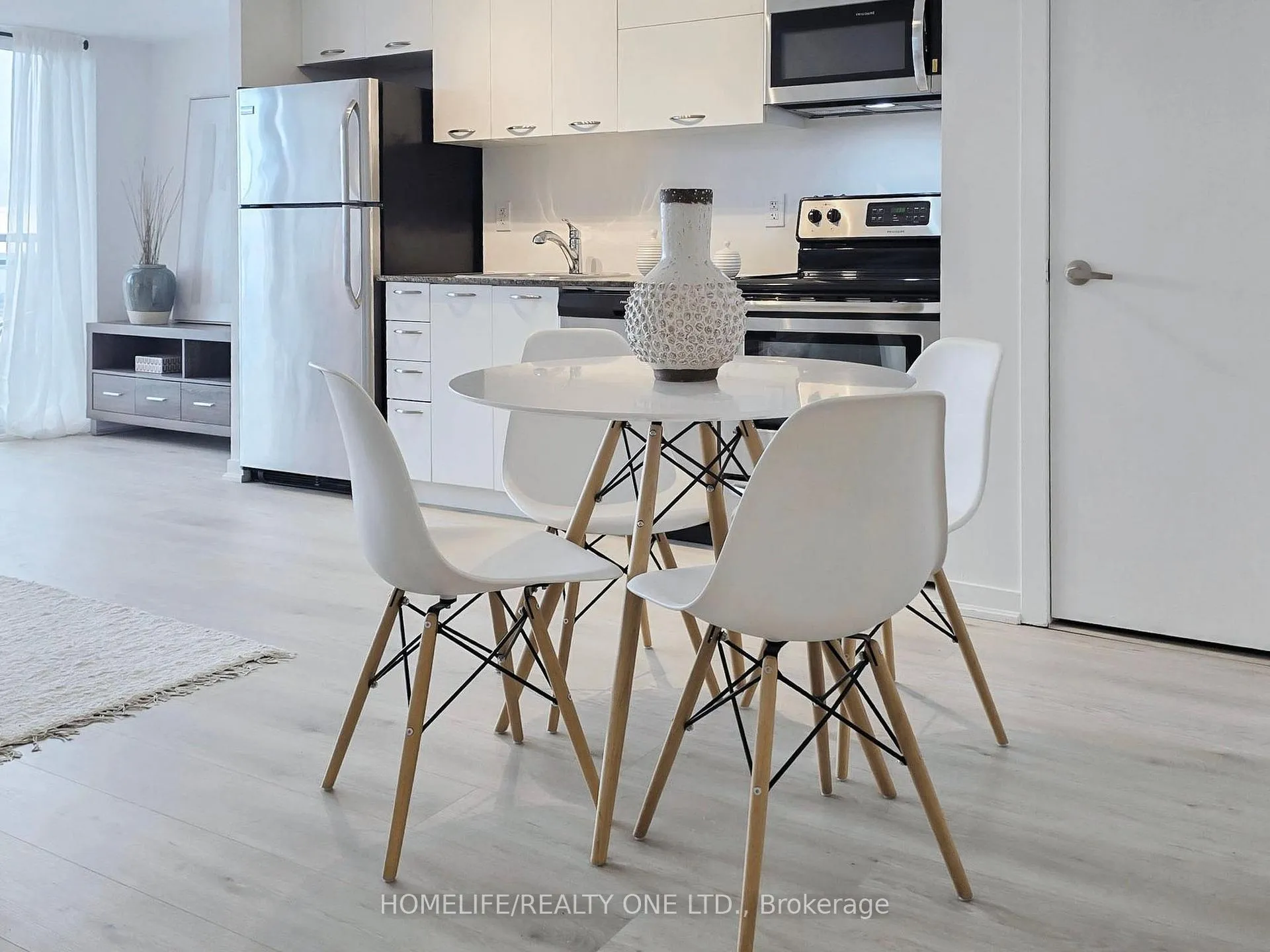 Photo 15 of Unit 2003, 38 Joe Shuster Way, Toronto, South Parkdale — HOMEH