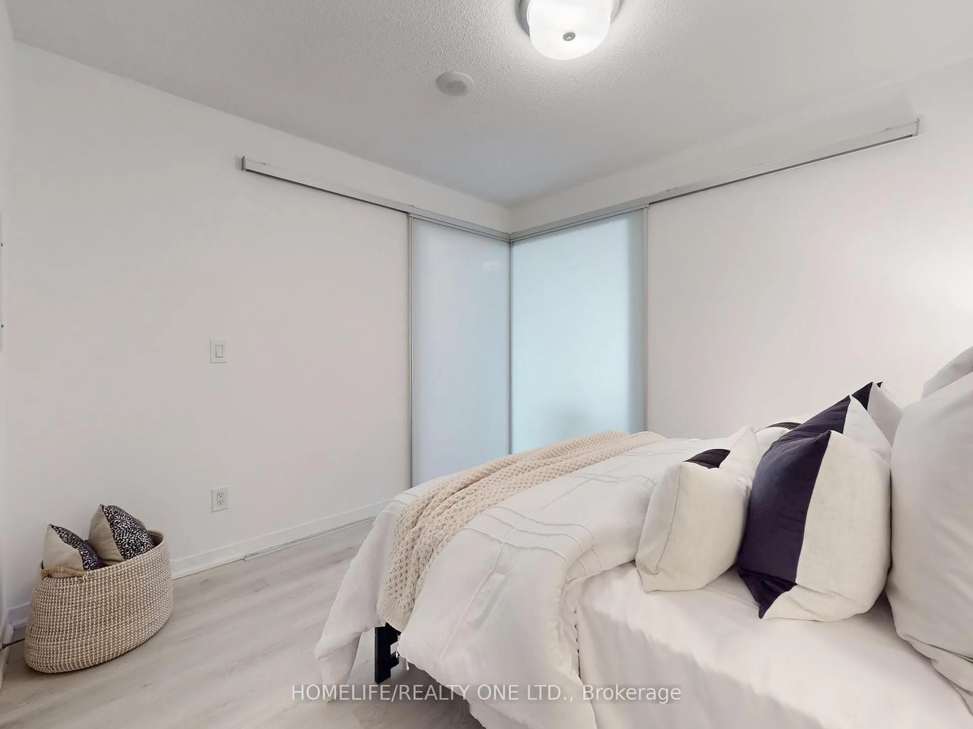 Photo 22 of Unit 2003, 38 Joe Shuster Way, Toronto, South Parkdale — HOMEH