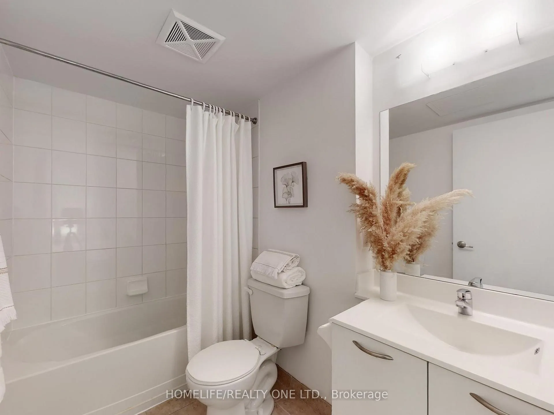 Photo 25 of Unit 2003, 38 Joe Shuster Way, Toronto, South Parkdale — HOMEH