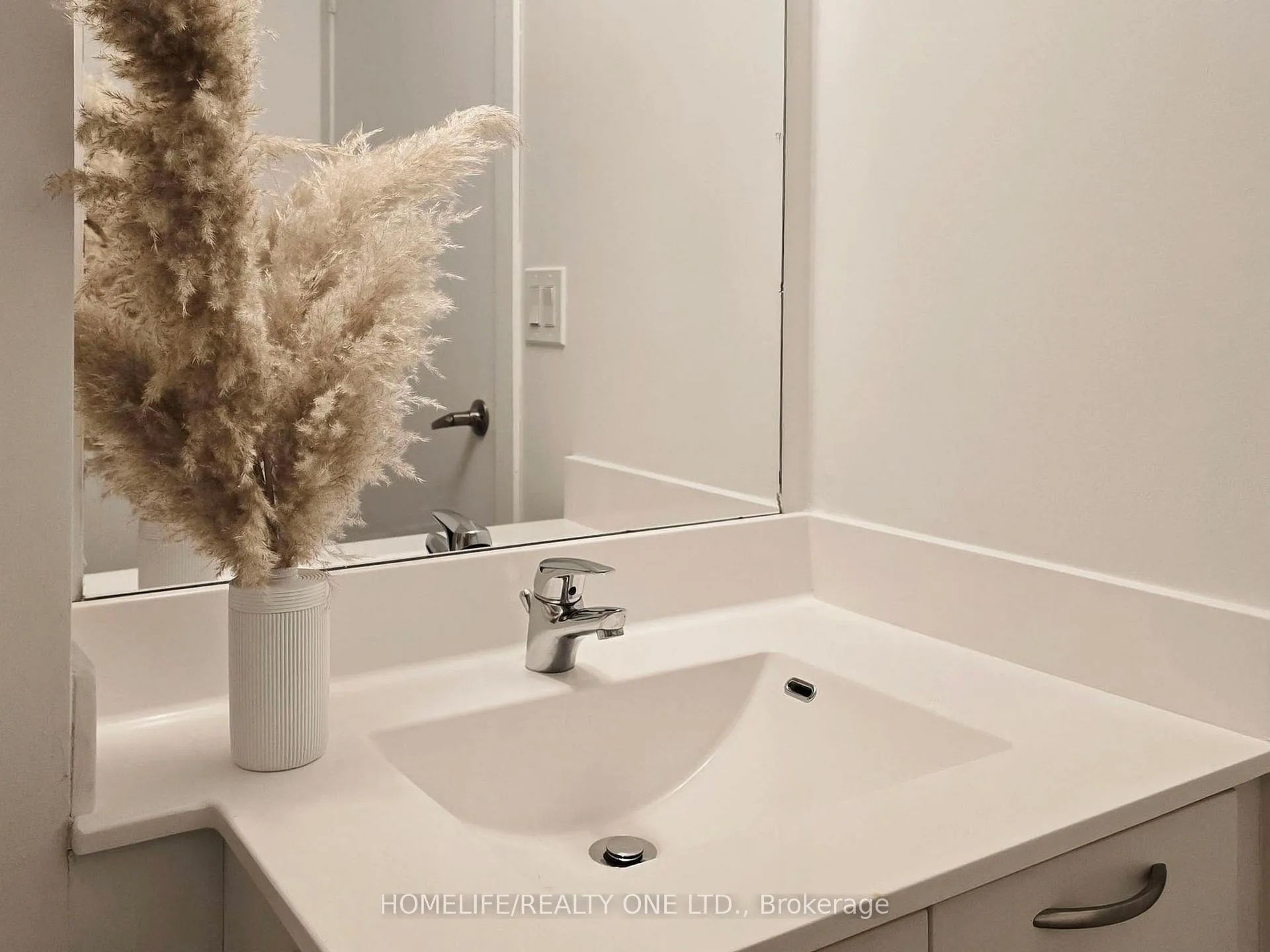 Photo 26 of Unit 2003, 38 Joe Shuster Way, Toronto, South Parkdale — HOMEH