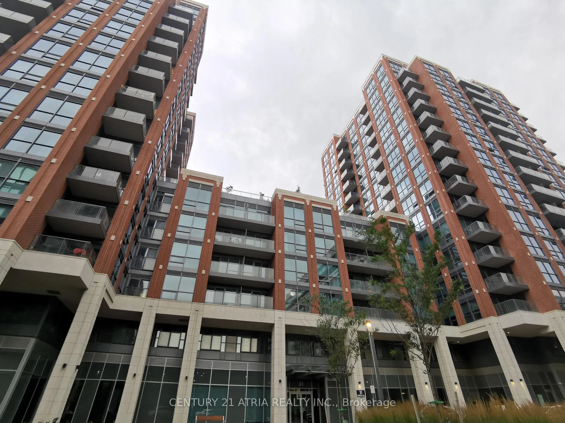 Front of Unit 209, 31 Tippett Road