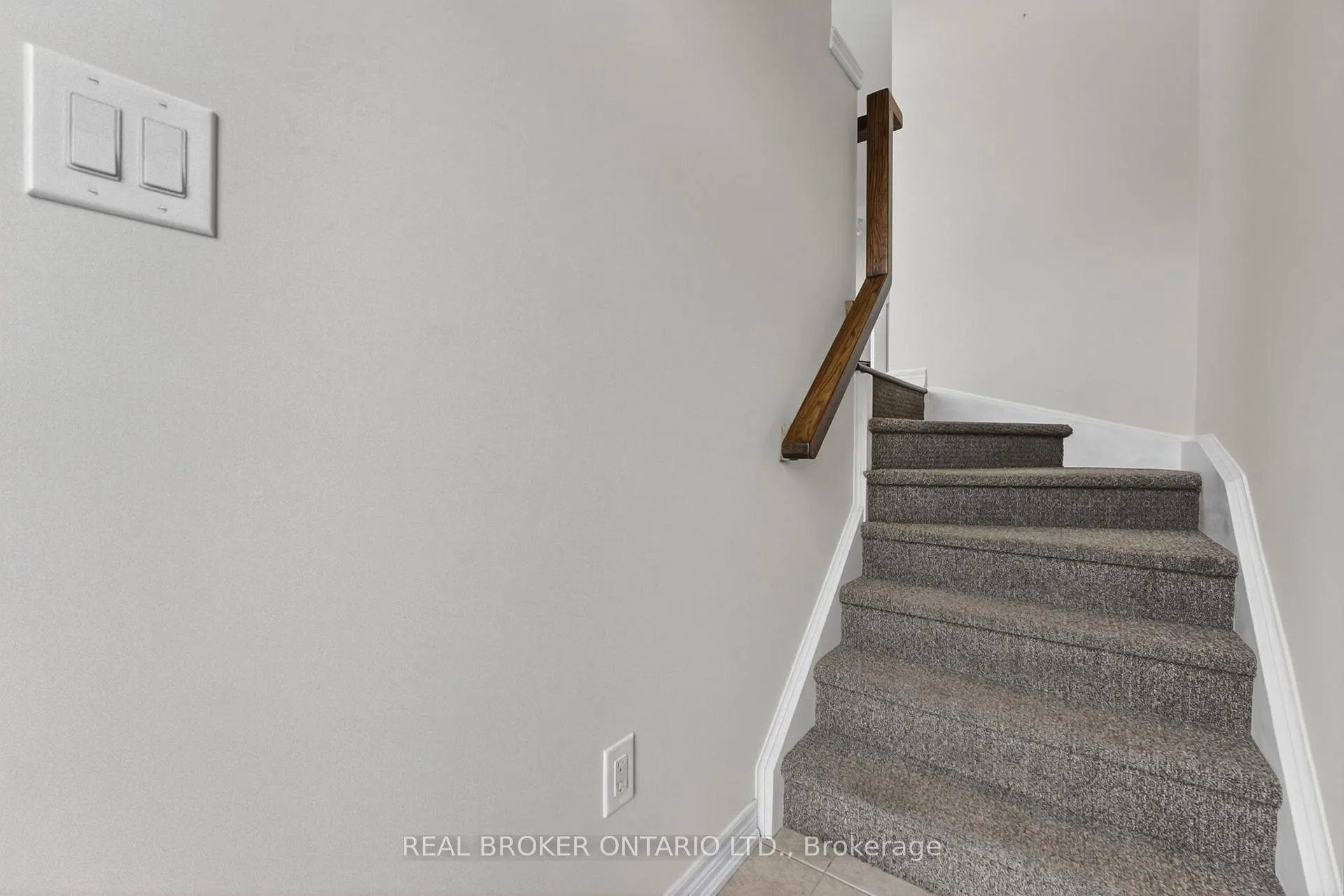 Photo 9 of Unit 13, 541 Winston Road, Grimsby, Grimsby Beach — HOMEH
