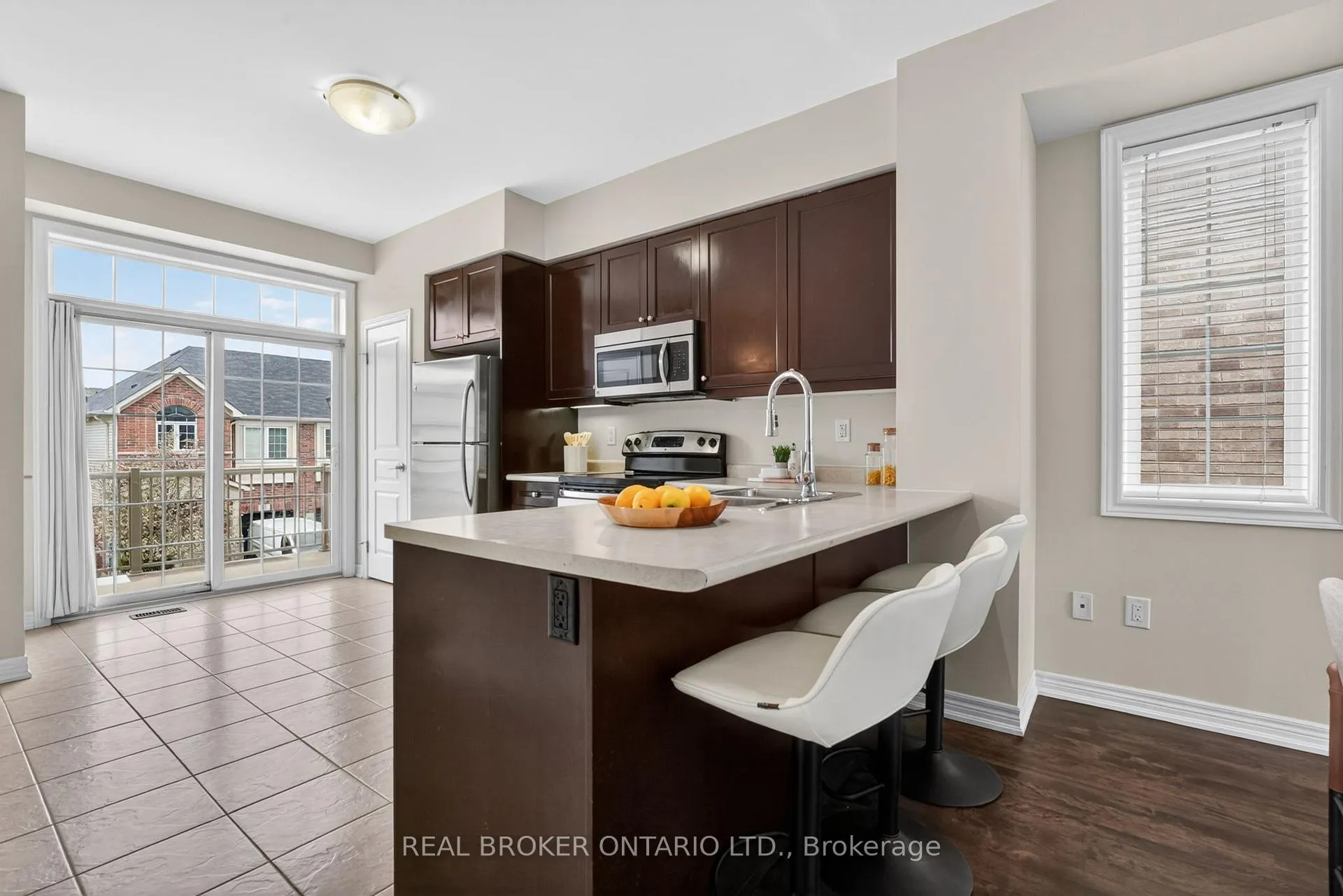 Photo 13 of Unit 13, 541 Winston Road, Grimsby, Grimsby Beach — HOMEH