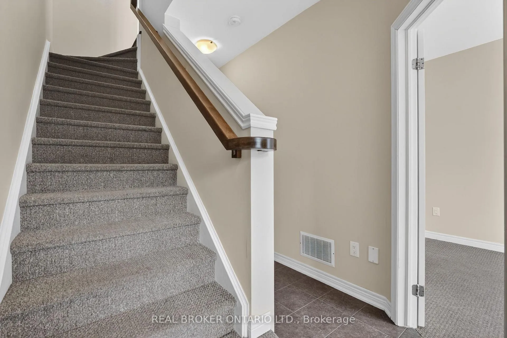 Photo 35 of Unit 13, 541 Winston Road, Grimsby, Grimsby Beach — HOMEH