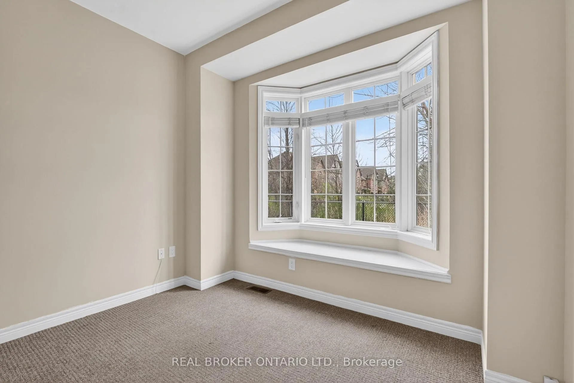 Photo 36 of Unit 13, 541 Winston Road, Grimsby, Grimsby Beach — HOMEH