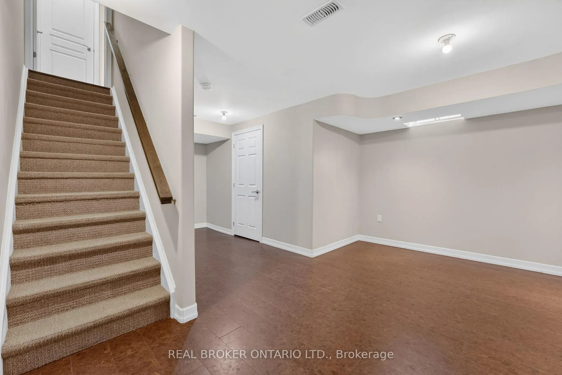 Photo 38 of Unit 13, 541 Winston Road, Grimsby, Grimsby Beach — HOMEH