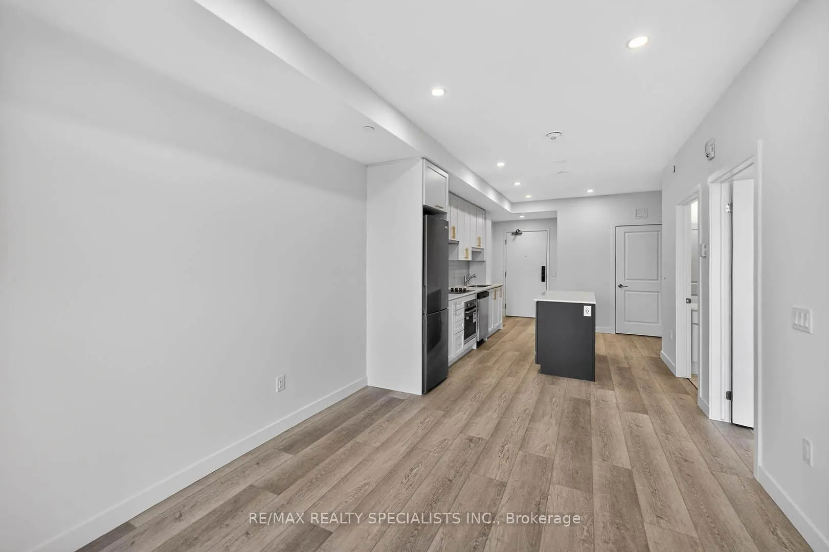 Photo 7 of Unit 701, 461 Green Road, Hamilton, Stoney Creek — HOMEH