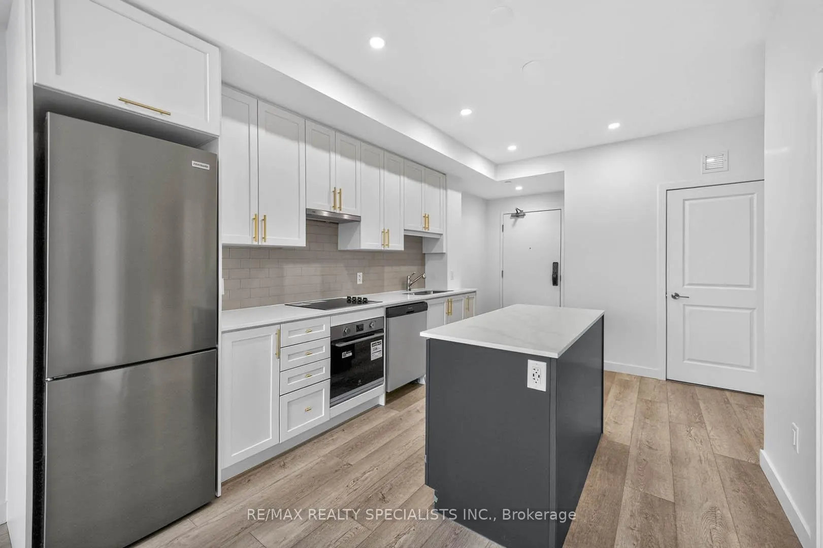 Photo 9 of Unit 701, 461 Green Road, Hamilton, Stoney Creek — HOMEH