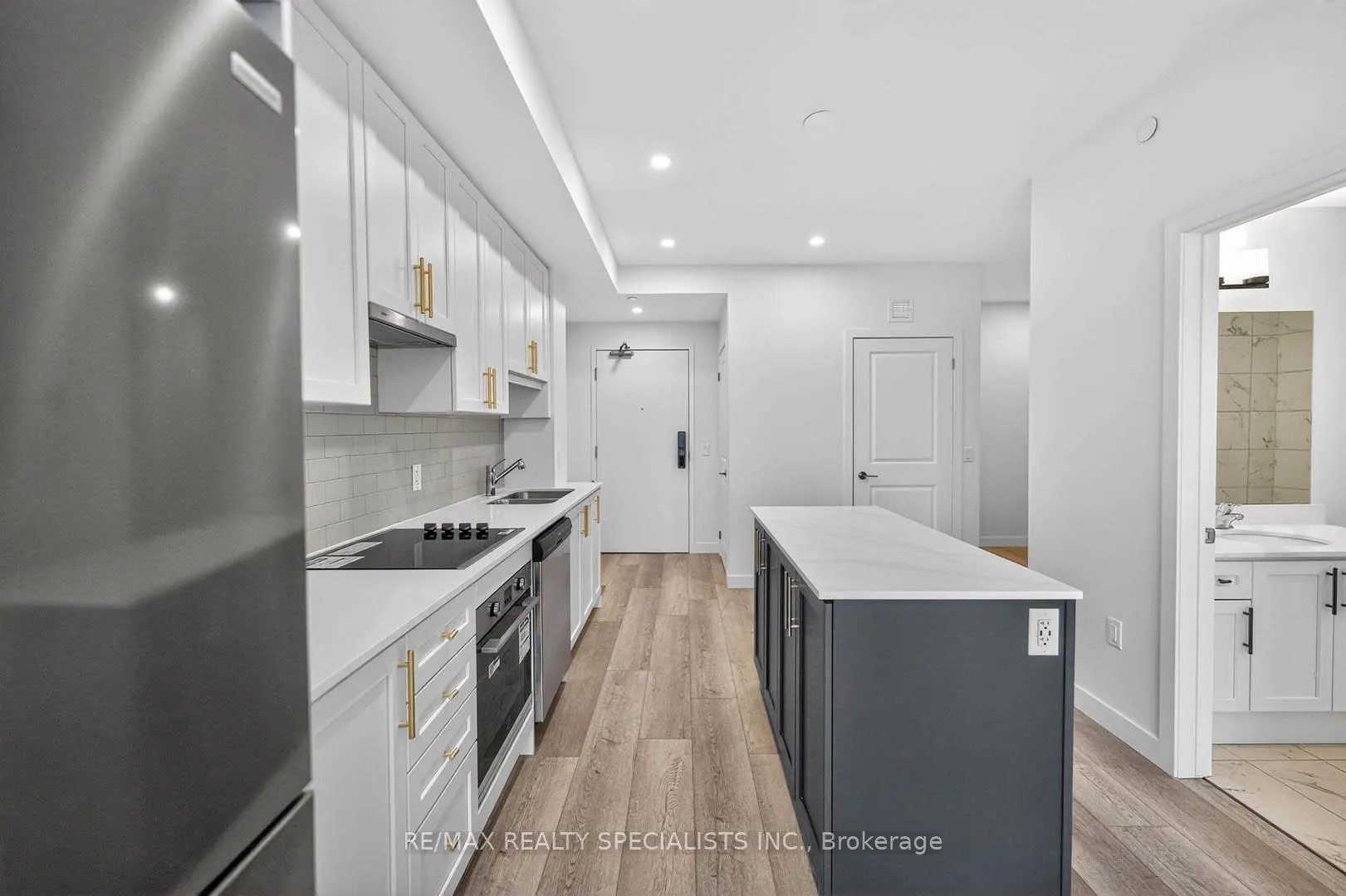 Photo 10 of Unit 701, 461 Green Road, Hamilton, Stoney Creek — HOMEH