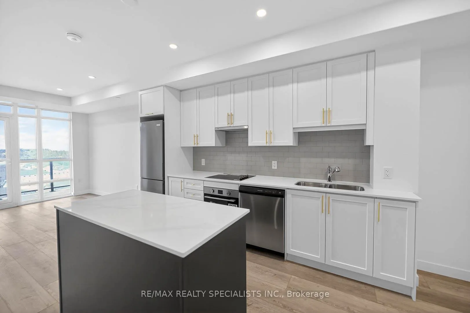 Photo 12 of Unit 701, 461 Green Road, Hamilton, Stoney Creek — HOMEH