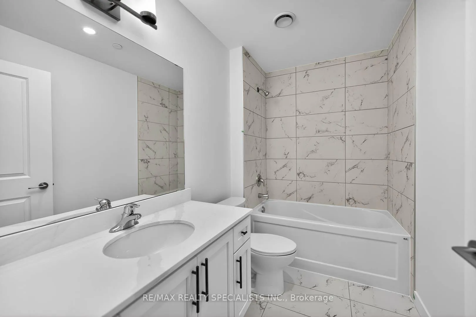 Photo 18 of Unit 701, 461 Green Road, Hamilton, Stoney Creek — HOMEH