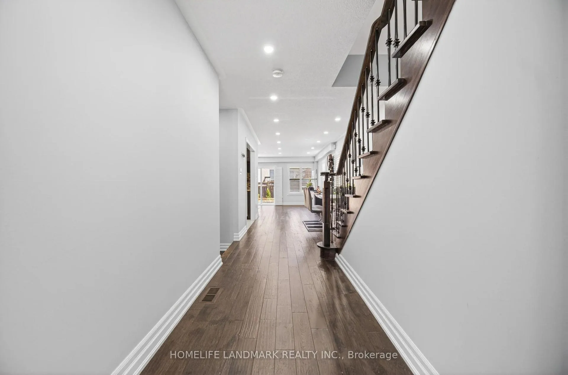 Photo 6 of 61 Bashir Street, Vaughan, Vellore Village — HOMEH