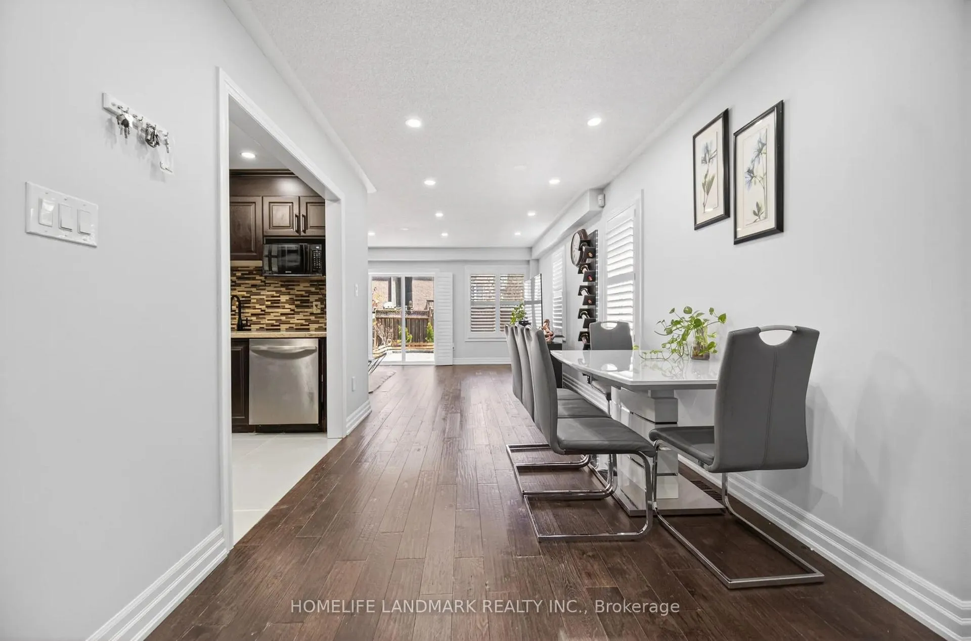 Photo 8 of 61 Bashir Street, Vaughan, Vellore Village — HOMEH