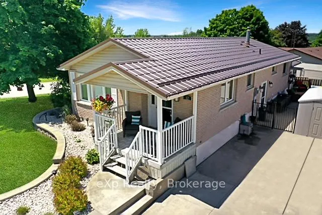 Photo 1 of 12 Karin Crescent, Brockton — HOMEH