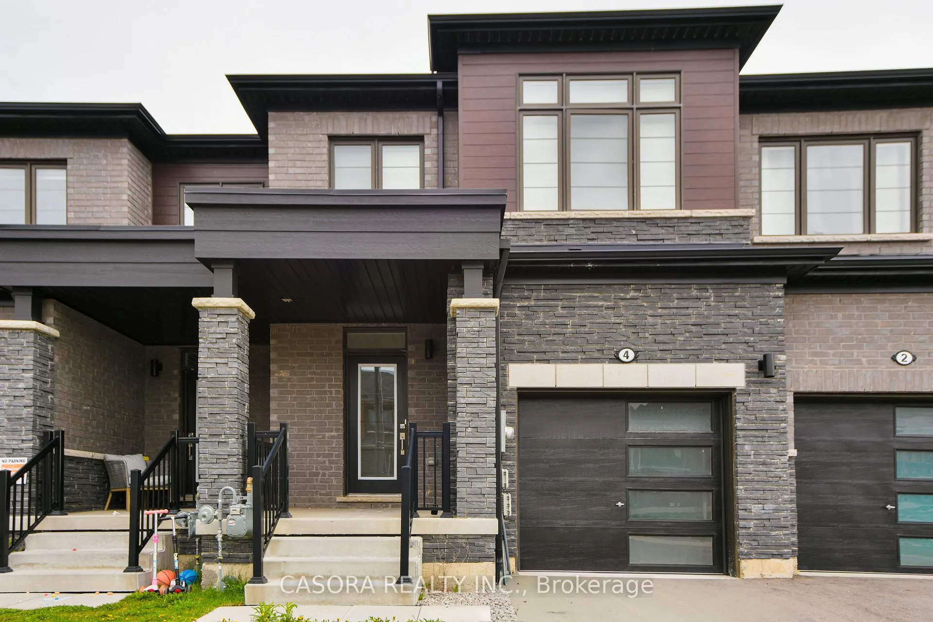 Photo 2 of 4 Owl Lane, Haldimand — HOMEH