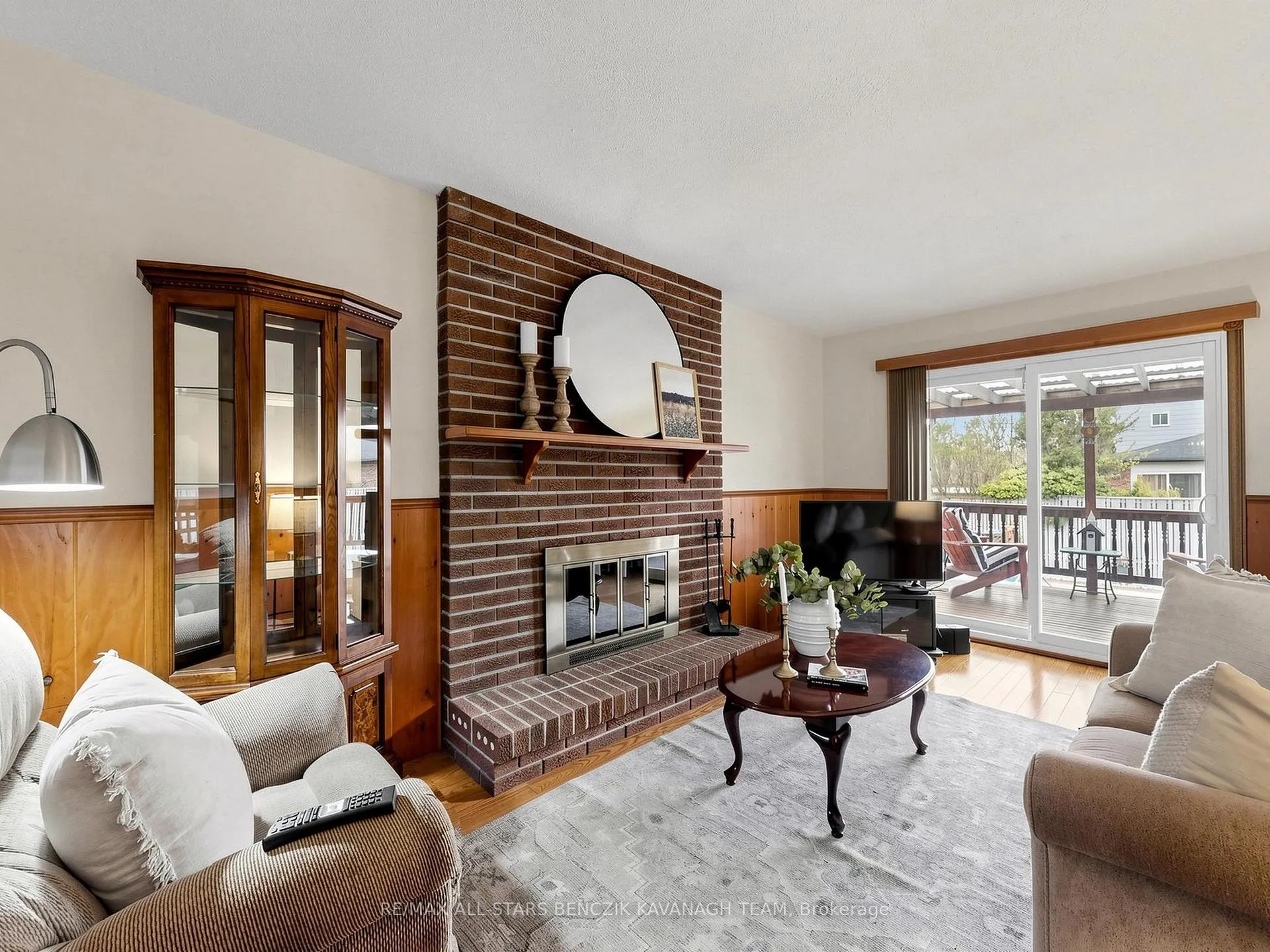 Photo 8 of 32 Pringle Avenue, Markham, Markham Village — HOMEH