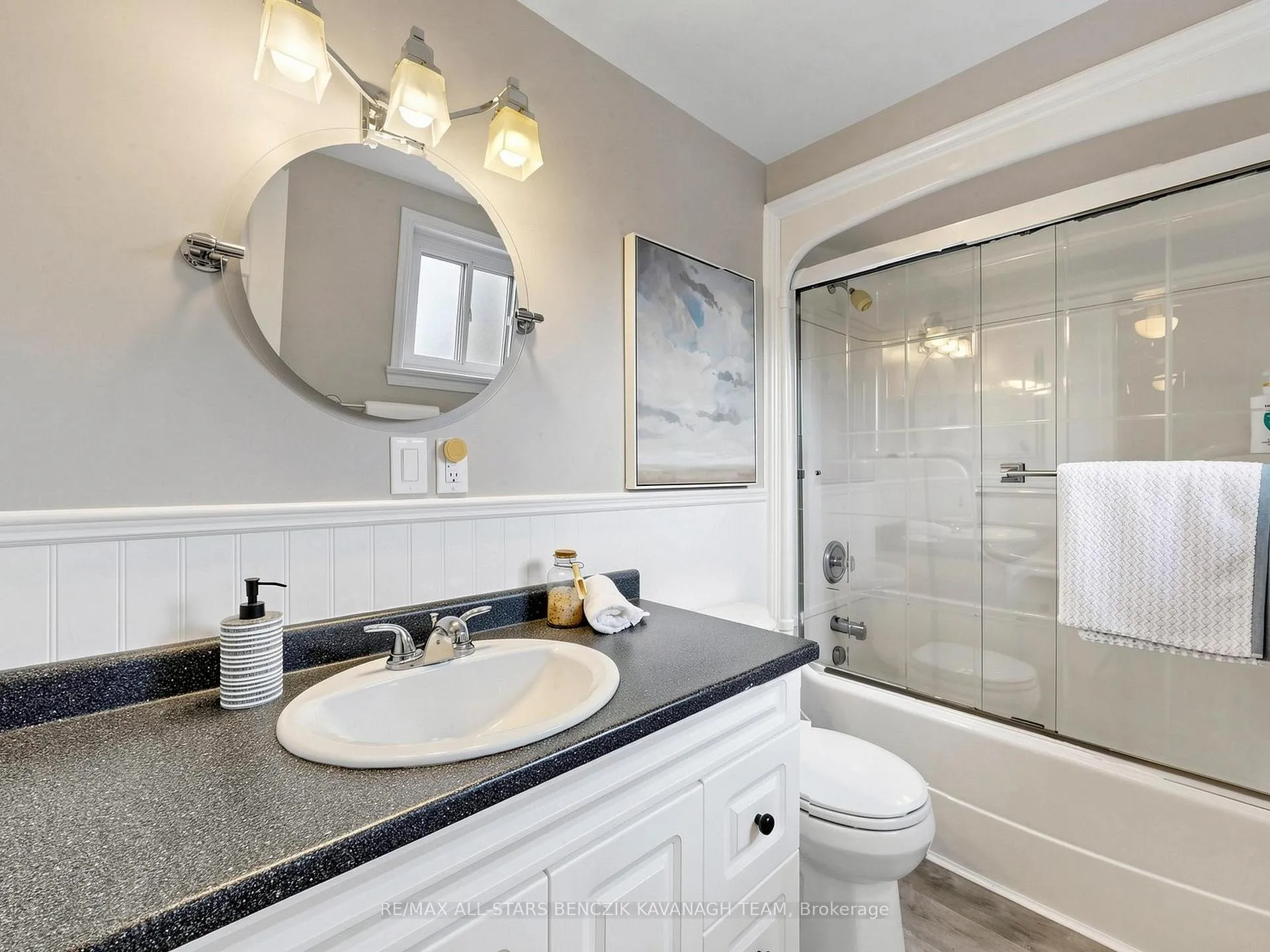 Photo 20 of 32 Pringle Avenue, Markham, Markham Village — HOMEH