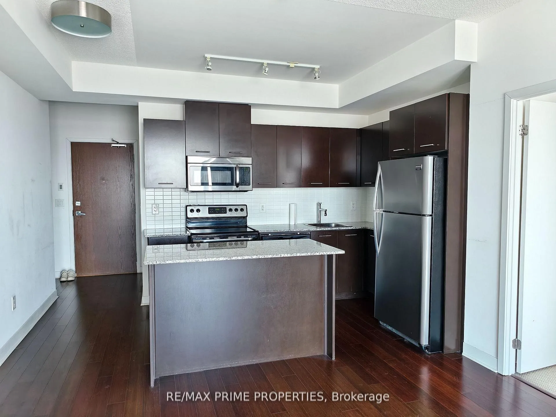 Photo 1 of Unit 1609, 360 Square One Drive, Mississauga, City Centre — HOMEH
