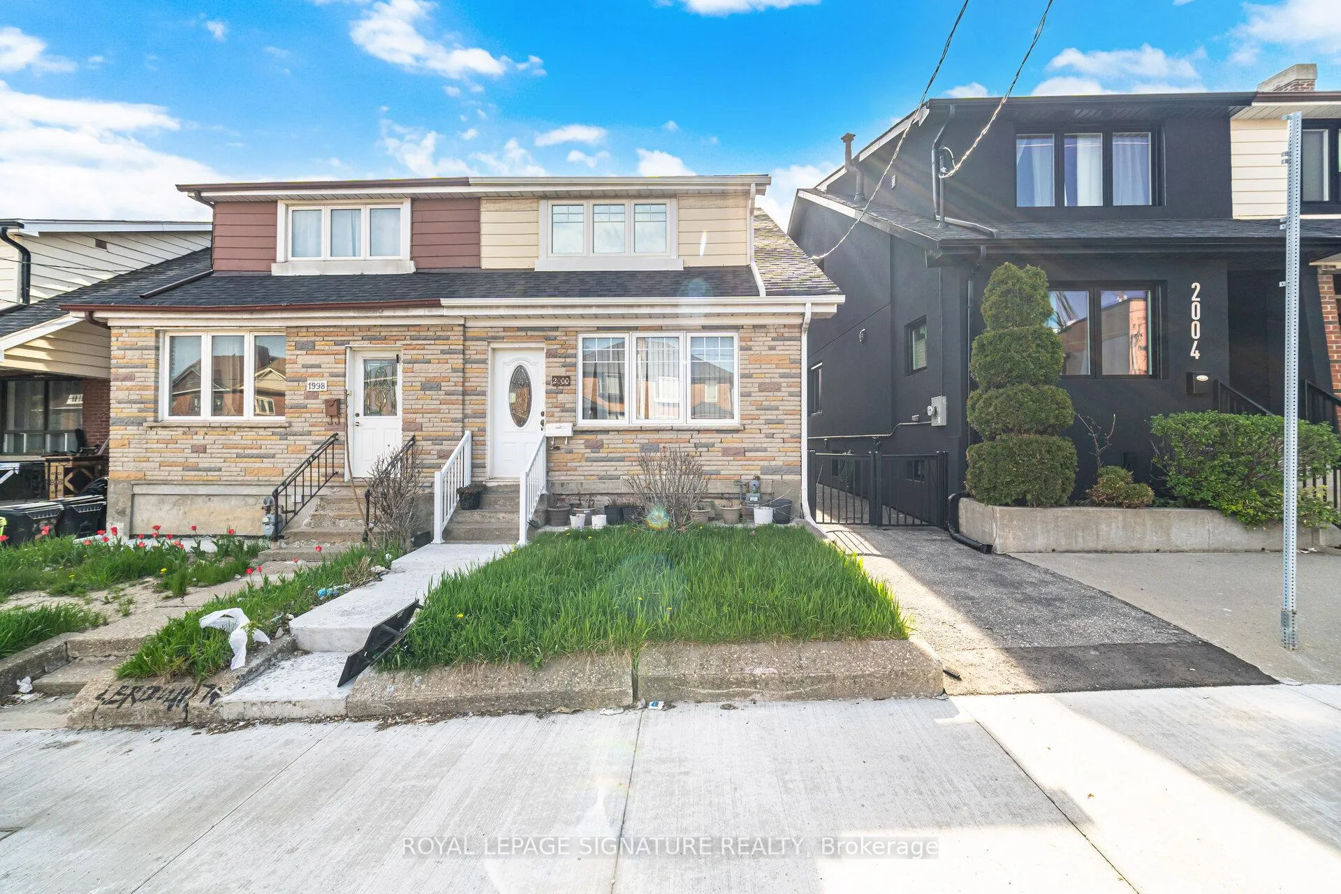 Photo 3 of Unit 2, 2000 Dufferin Street, Toronto, Caledonia-Fairbank — HOMEH