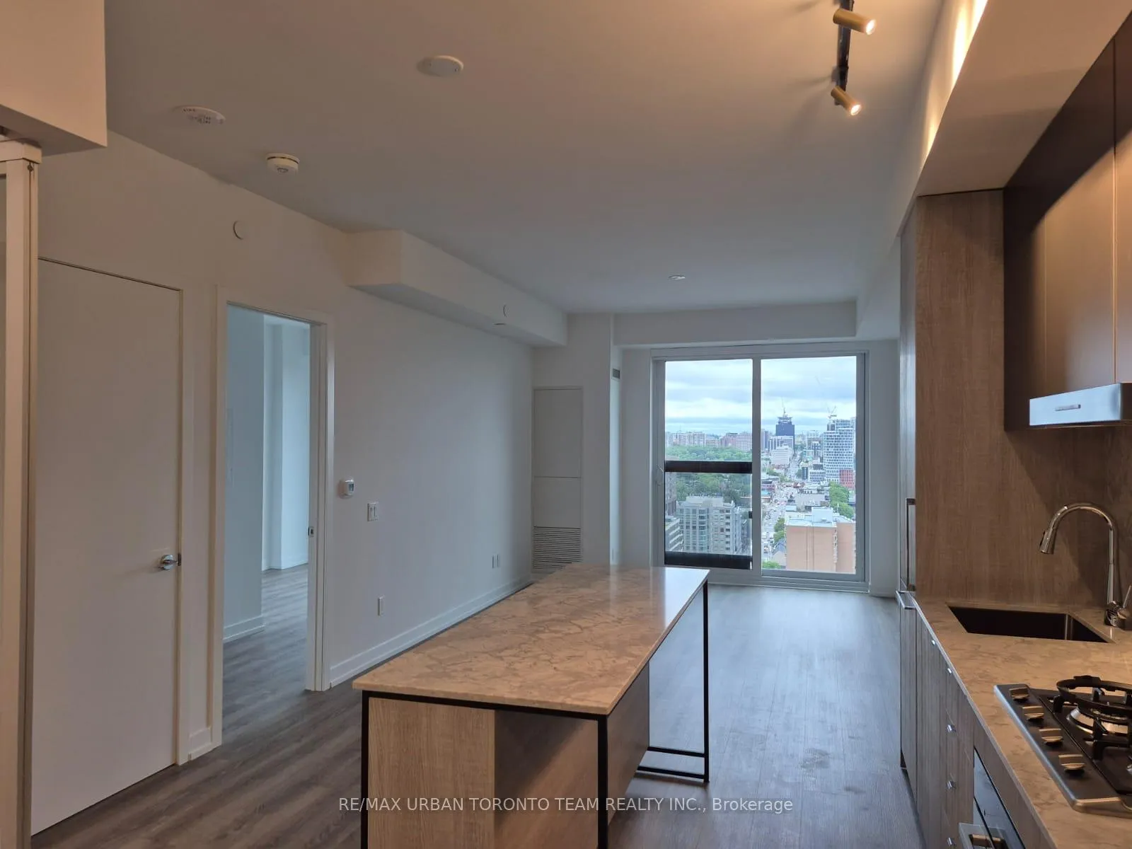 Photo 3 of Unit 2803, 771 Yonge Street, Toronto, The Annex — HOMEH