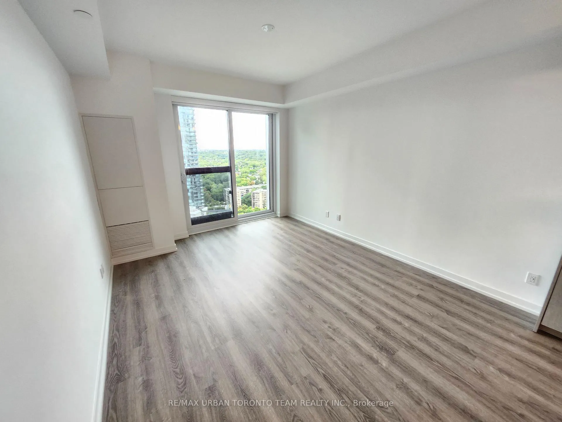 Photo 8 of Unit 2803, 771 Yonge Street, Toronto, The Annex — HOMEH