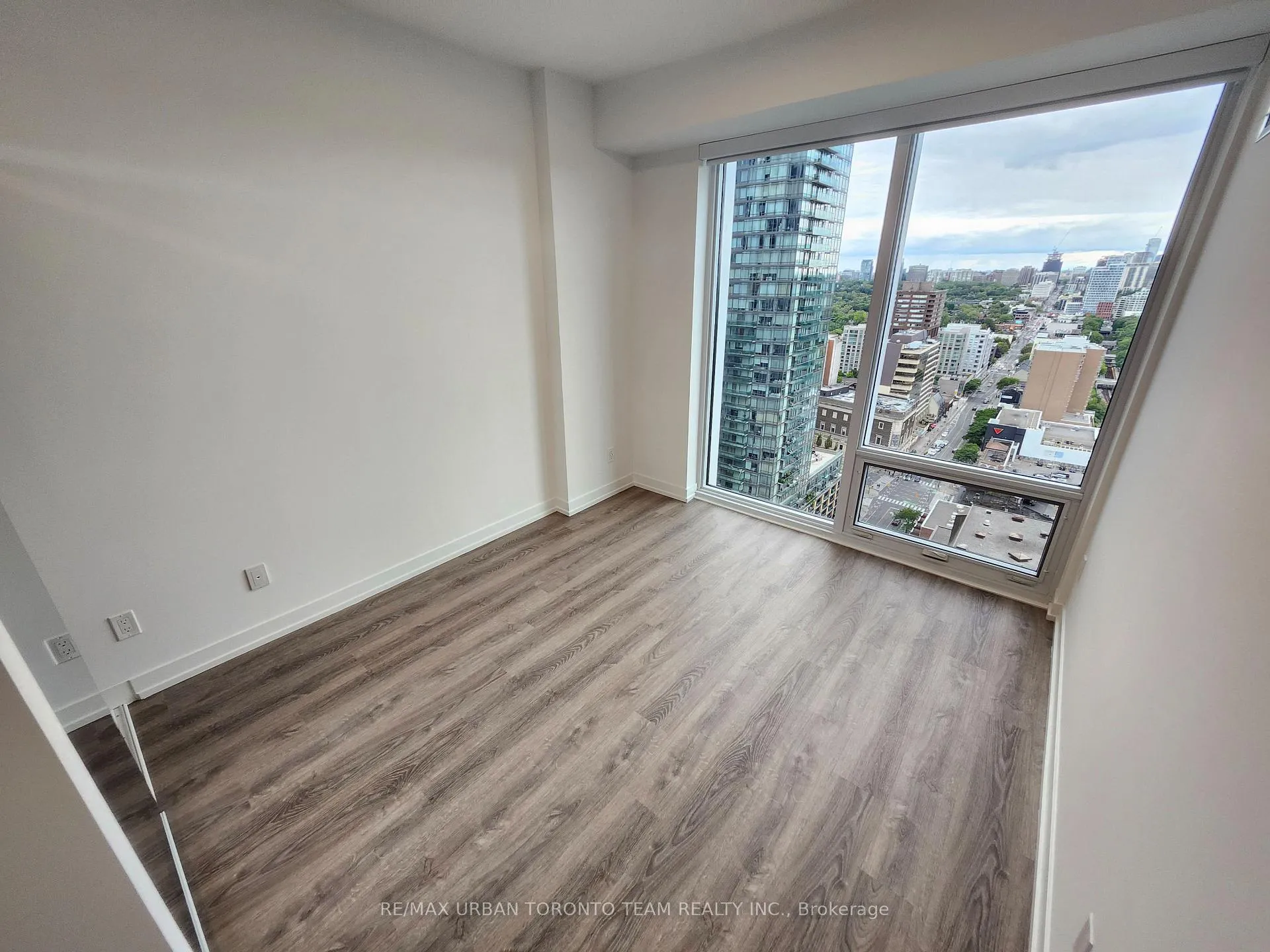 Photo 9 of Unit 2803, 771 Yonge Street, Toronto, The Annex — HOMEH