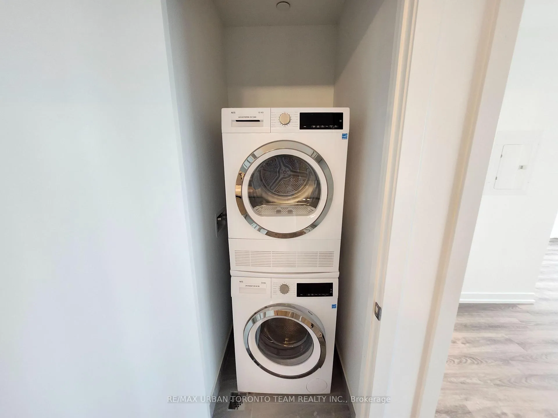 Photo 13 of Unit 2803, 771 Yonge Street, Toronto, The Annex — HOMEH