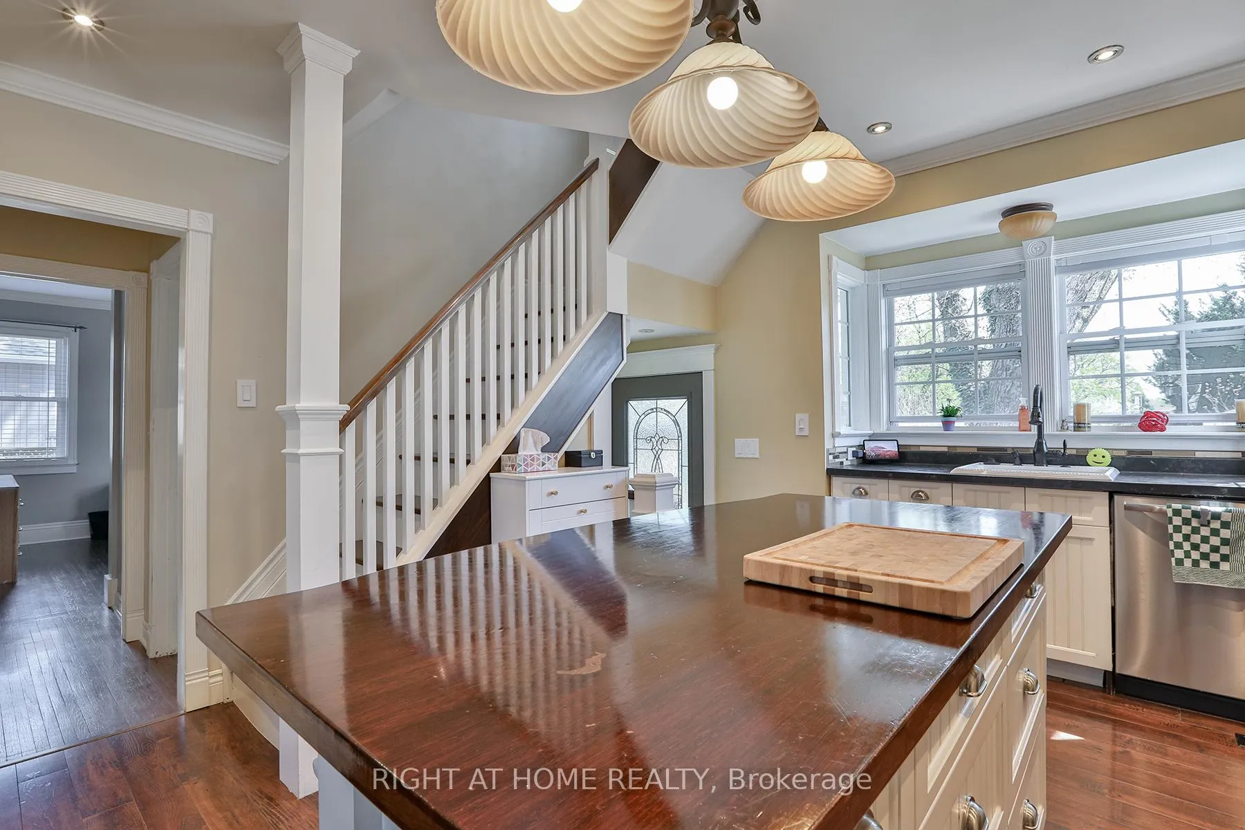 Photo 12 of 476 Geneva Street, St. Catharines, Vine/Linwell — HOMEH