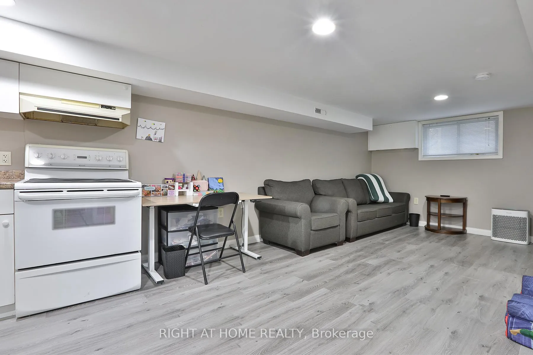 Photo 20 of 476 Geneva Street, St. Catharines, Vine/Linwell — HOMEH