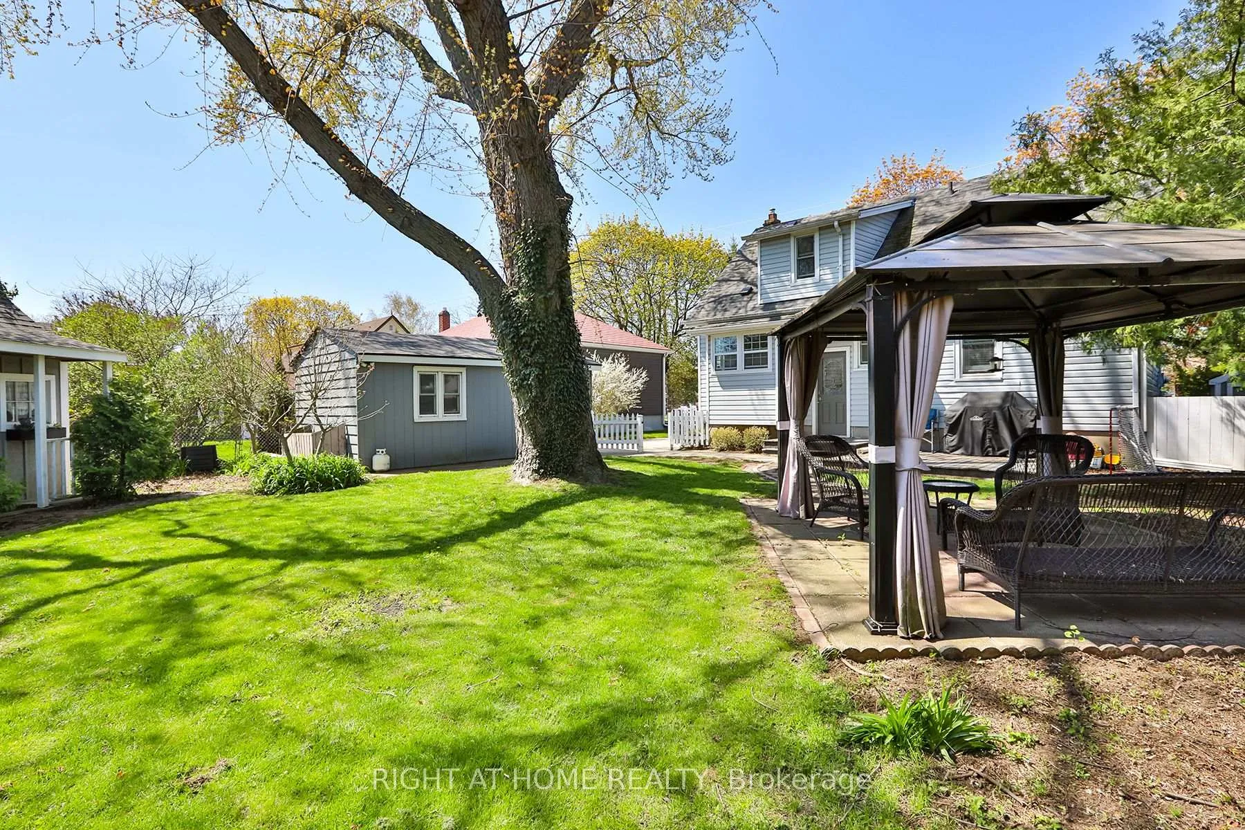 Photo 24 of 476 Geneva Street, St. Catharines, Vine/Linwell — HOMEH