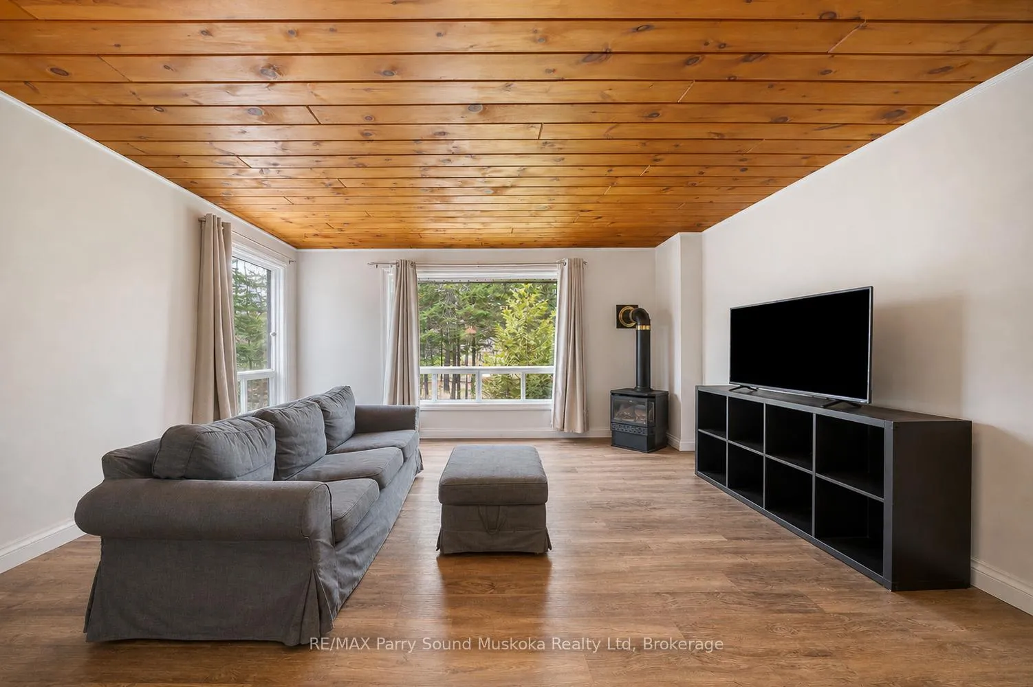 Photo 6 of 37 Humphrey Drive, Seguin, Humphrey — HOMEH