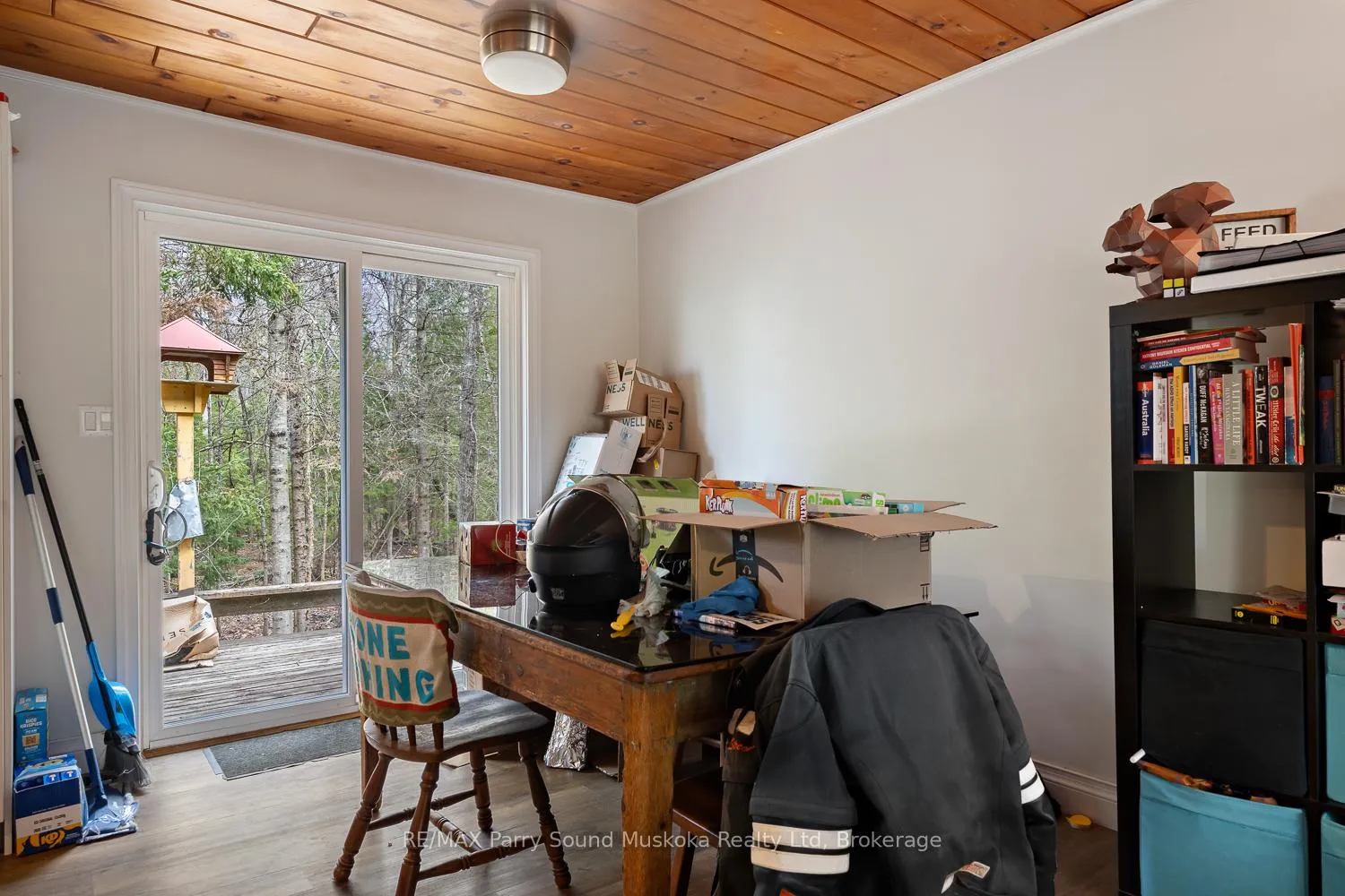 Photo 13 of 37 Humphrey Drive, Seguin, Humphrey — HOMEH