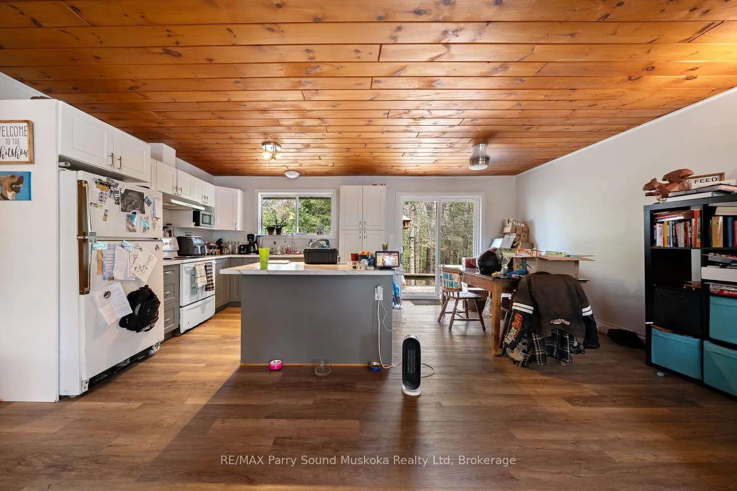 Photo 15 of 37 Humphrey Drive, Seguin, Humphrey — HOMEH