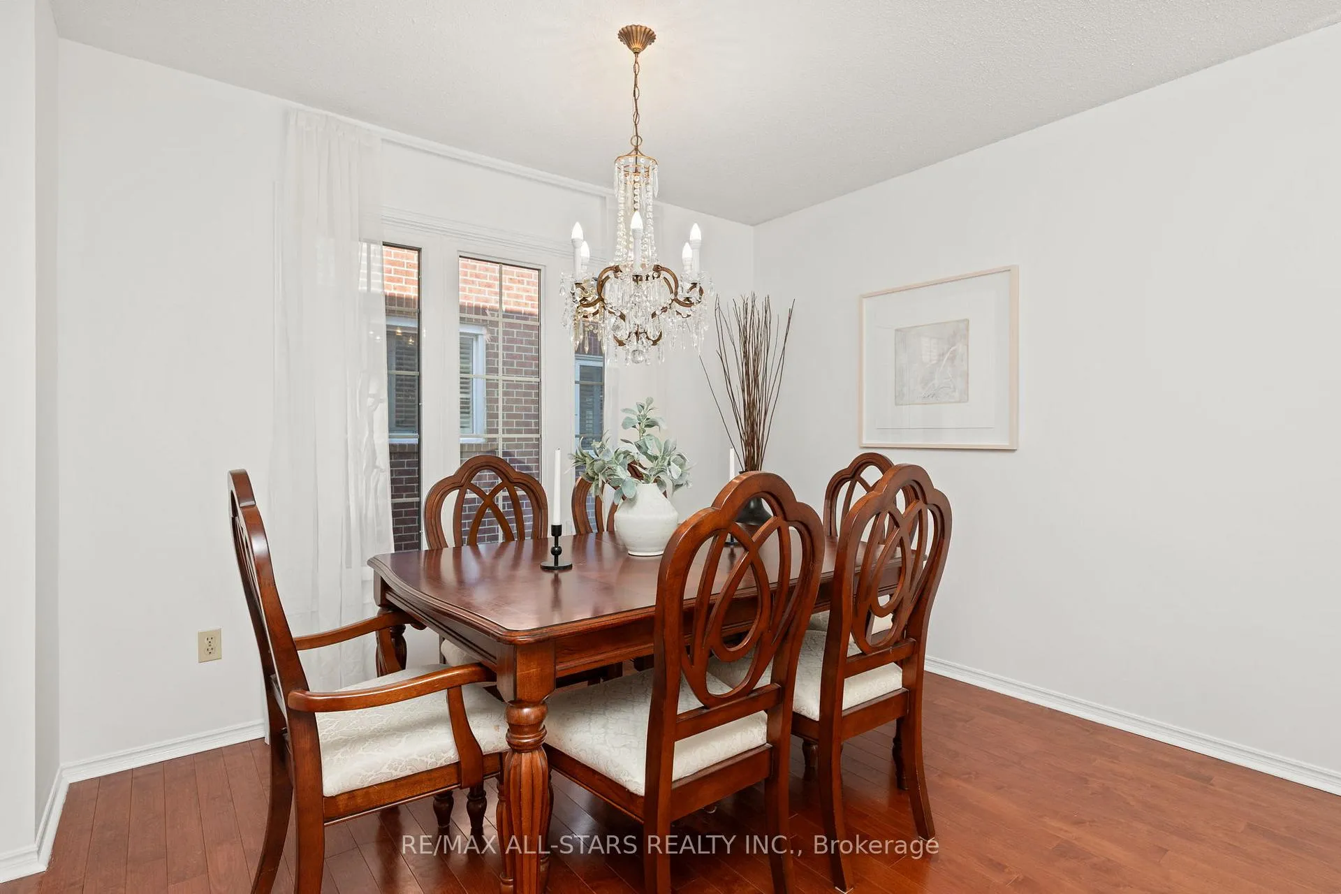 Photo 6 of 83 John Stiver Crescent, Markham, Buttonville — HOMEH