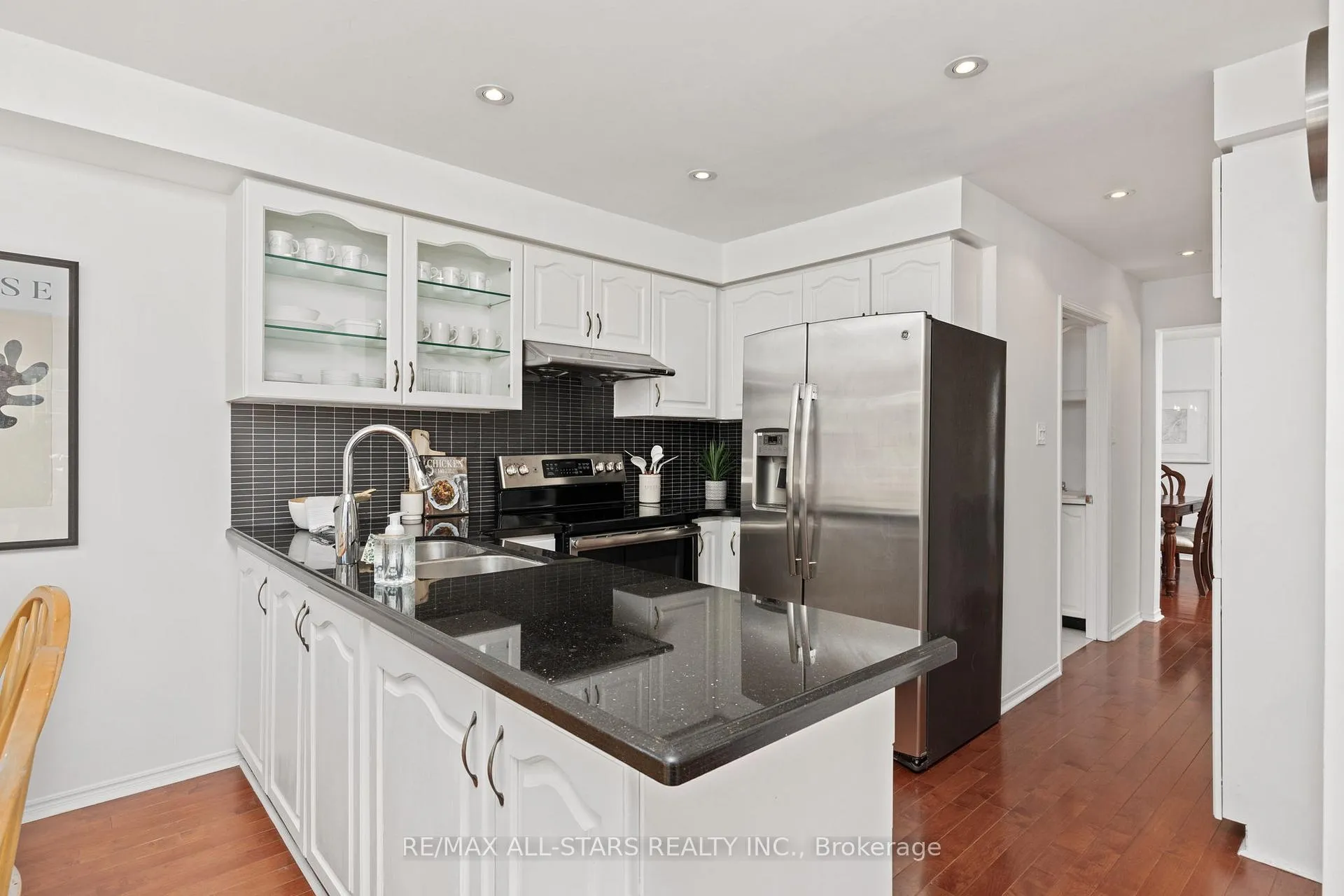 Photo 14 of 83 John Stiver Crescent, Markham, Buttonville — HOMEH