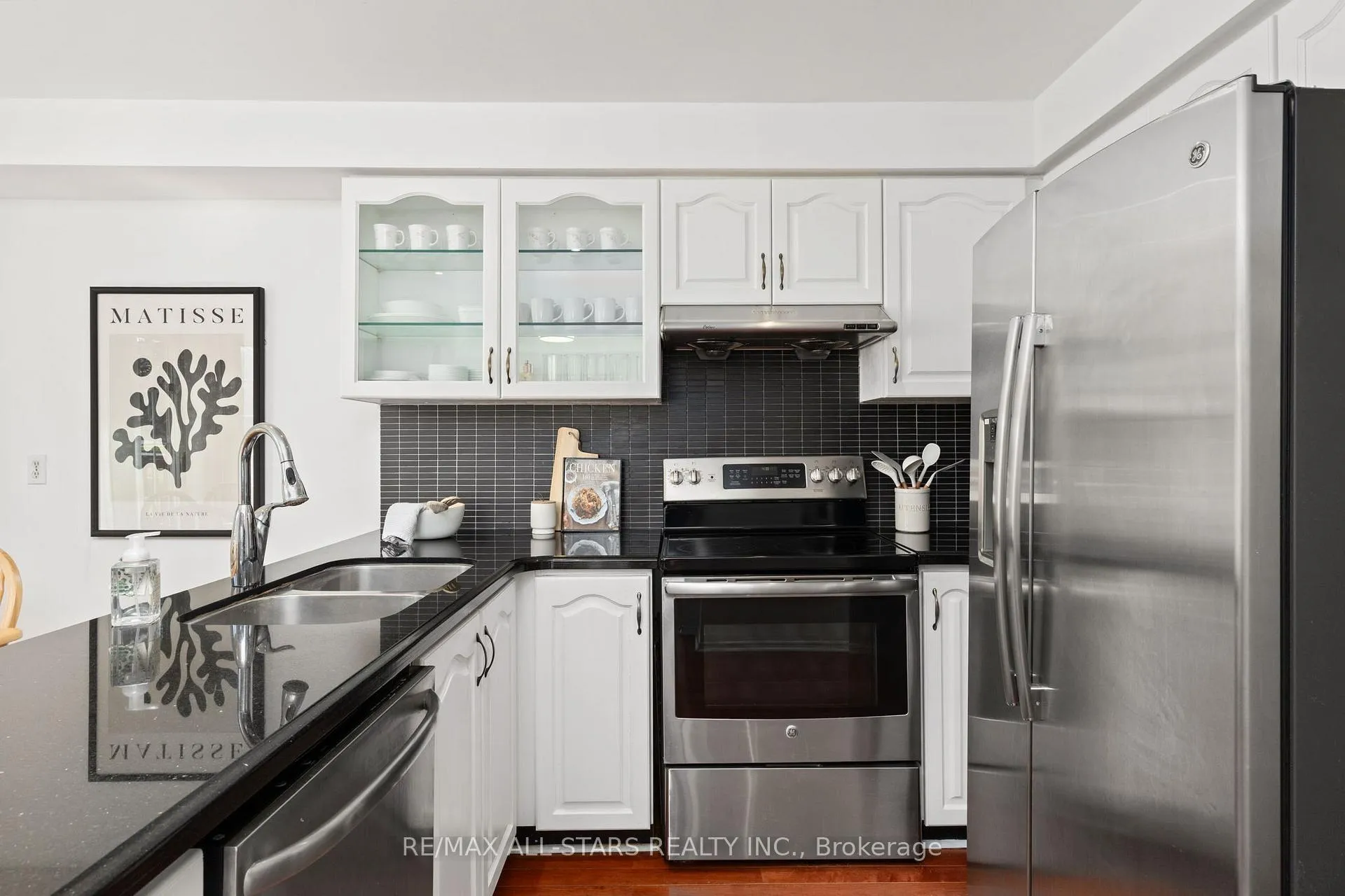 Photo 15 of 83 John Stiver Crescent, Markham, Buttonville — HOMEH